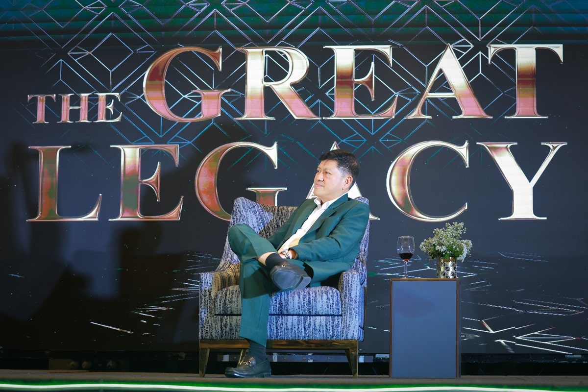 SEVEN-YEAR TERM SEC Chair Emilio Aquino leaves behind alegacy of digitalization. During his term, the commission launched four waves of digital initiatives, all meant to hasten its processes and encourage more companies to register.
